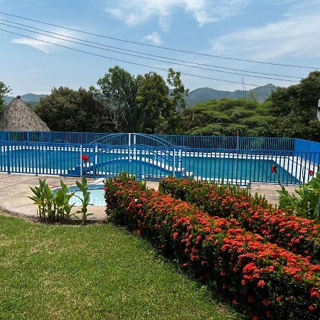 Finca La Pola Girardot Exterior photo