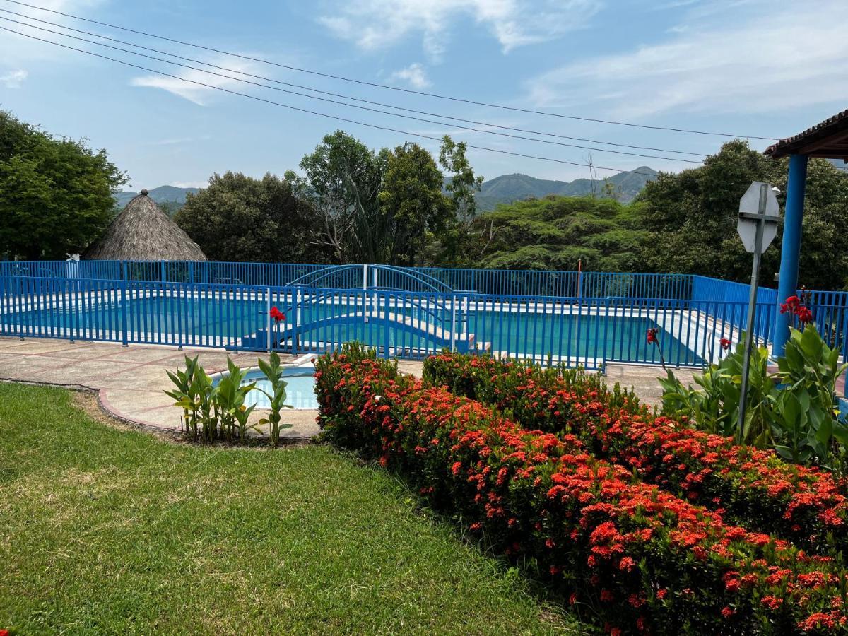 Finca La Pola Girardot Exterior photo